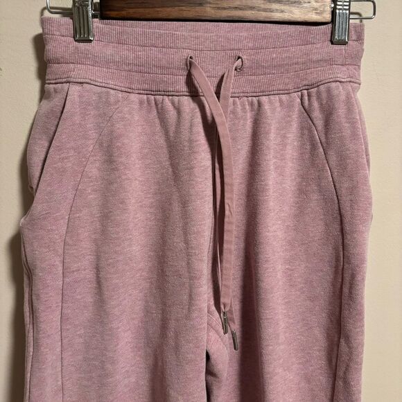 Lululemon Scuba High-Rise Jogger Heathered Pink Taupe- Size 2 - Picture 2 of 7